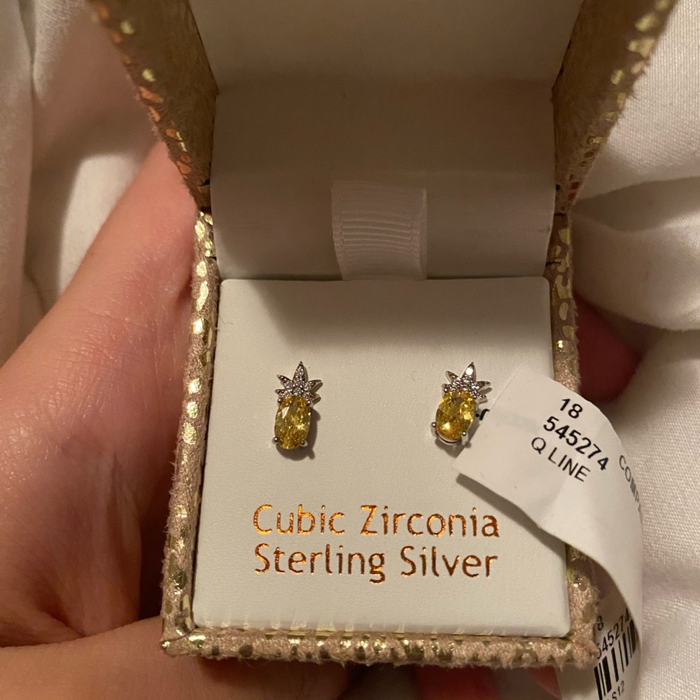 Pineapple earrings